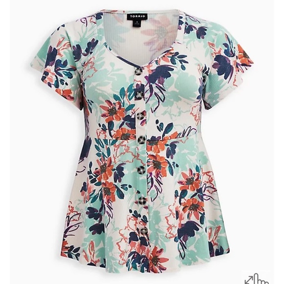 torrid Tops - Torrid Button Front Peplum Top - Floral White. Size 5. NWT